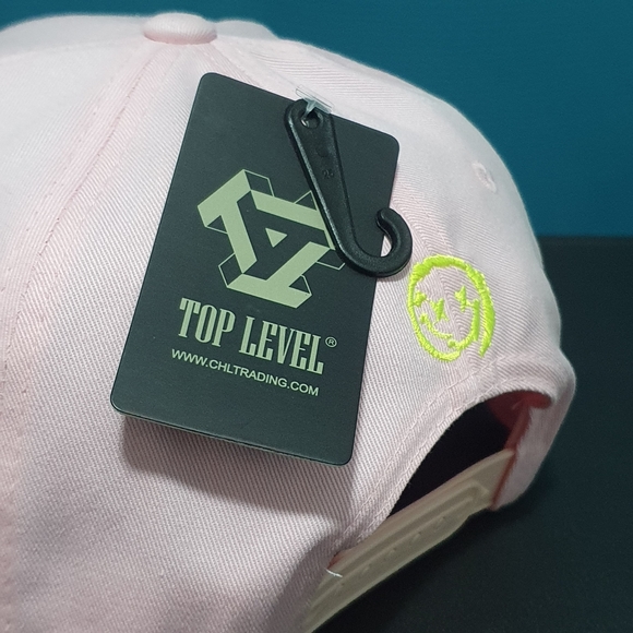 Top Level Smiley Face Snapback Adjustable Basketball Cap Pink New With Tags. - Picture 4 of 6